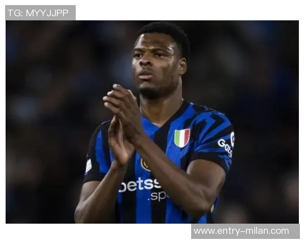 邓弗里斯预计1月20日回归国米目标三月初重返赛场 邓弗里斯预计1月20日回归国米目标三月初重返赛场